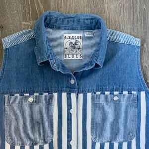 Vintage blue striped sleeveless button down | Large